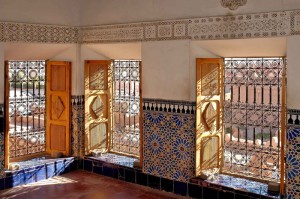 Отличительная особенность стиля - марокканские орнаменты