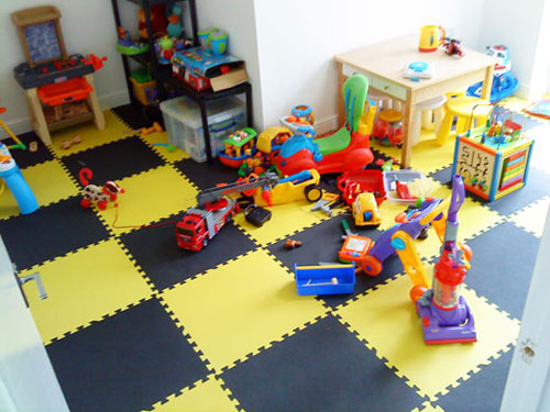Мягкий пол для детских комнат: красиво, безопасно, удобно